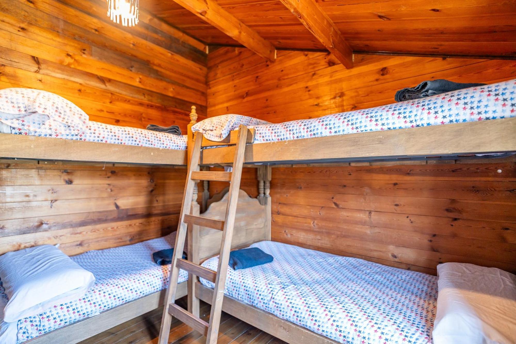 Complejo Rural El Mirador Guest House Малага Екстериор снимка