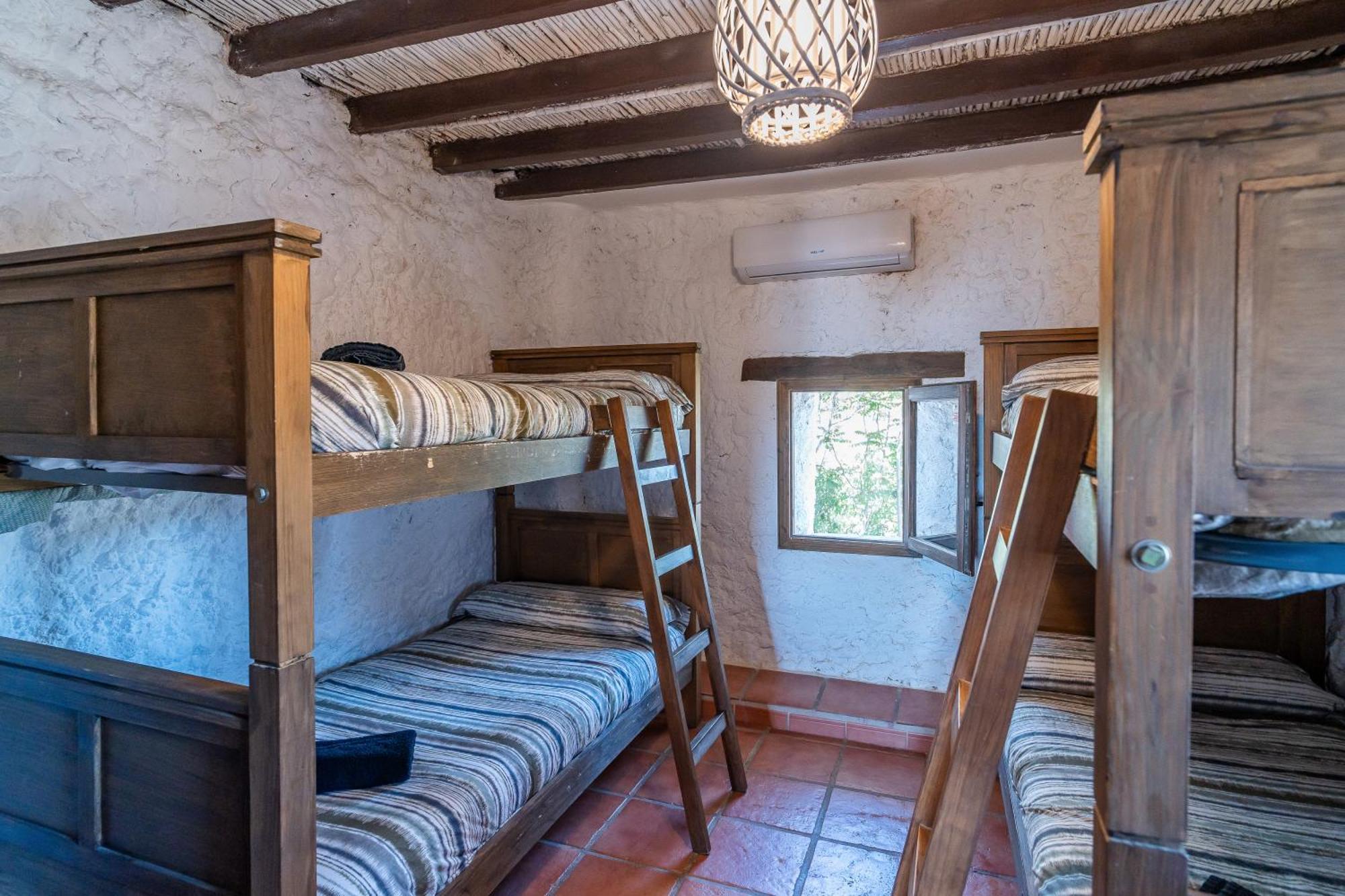 Complejo Rural El Mirador Guest House Малага Екстериор снимка