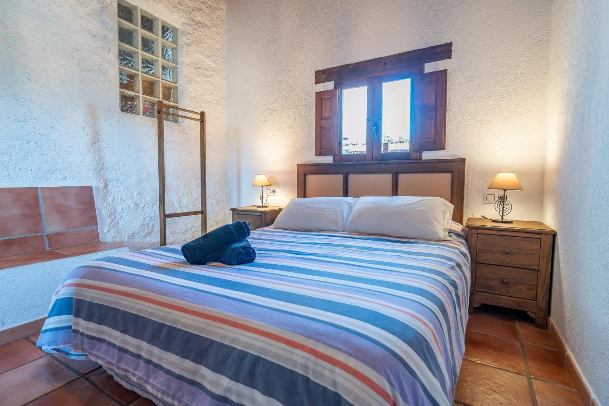 Complejo Rural El Mirador Guest House Малага Екстериор снимка