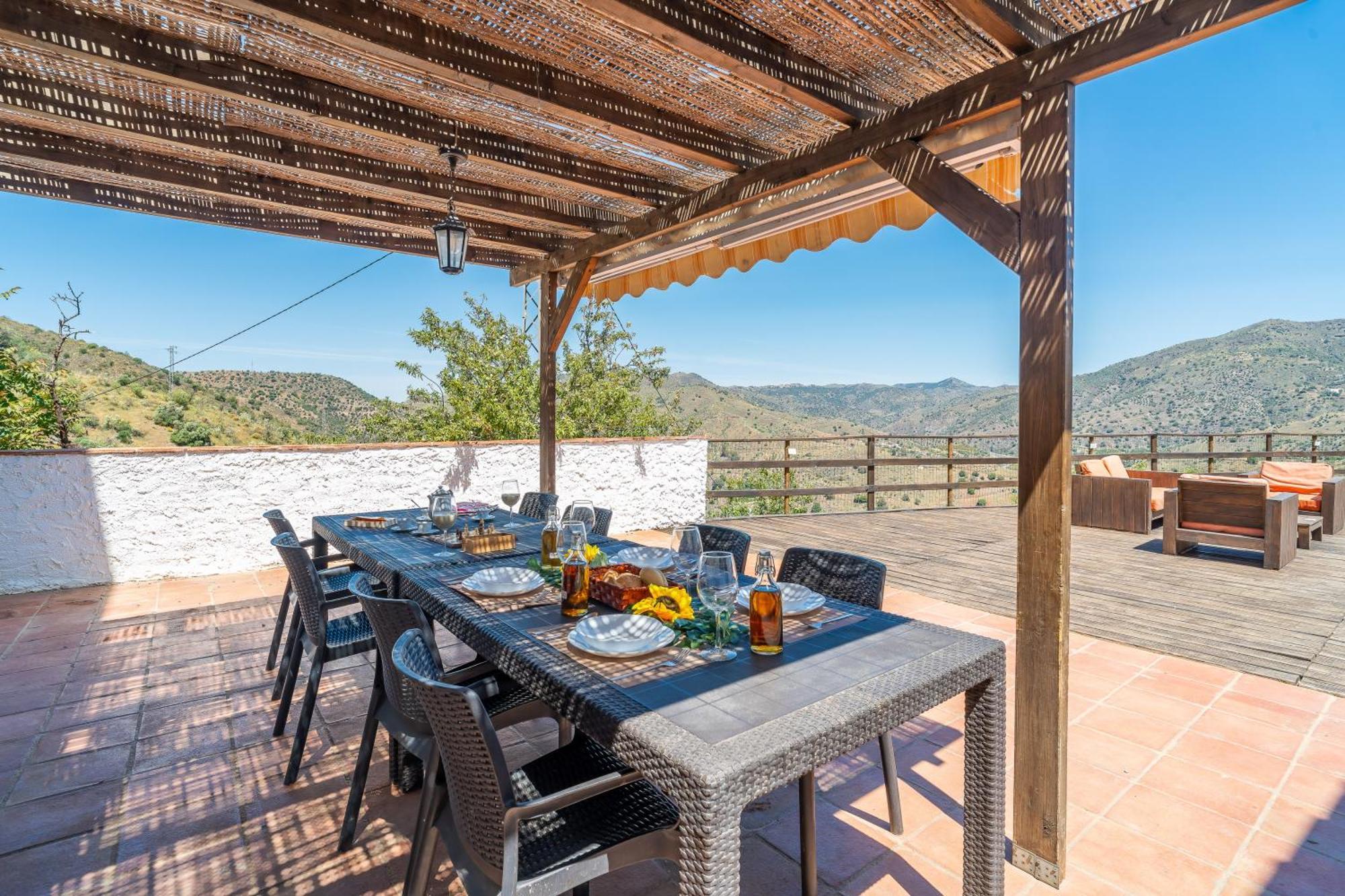 Complejo Rural El Mirador Guest House Малага Екстериор снимка