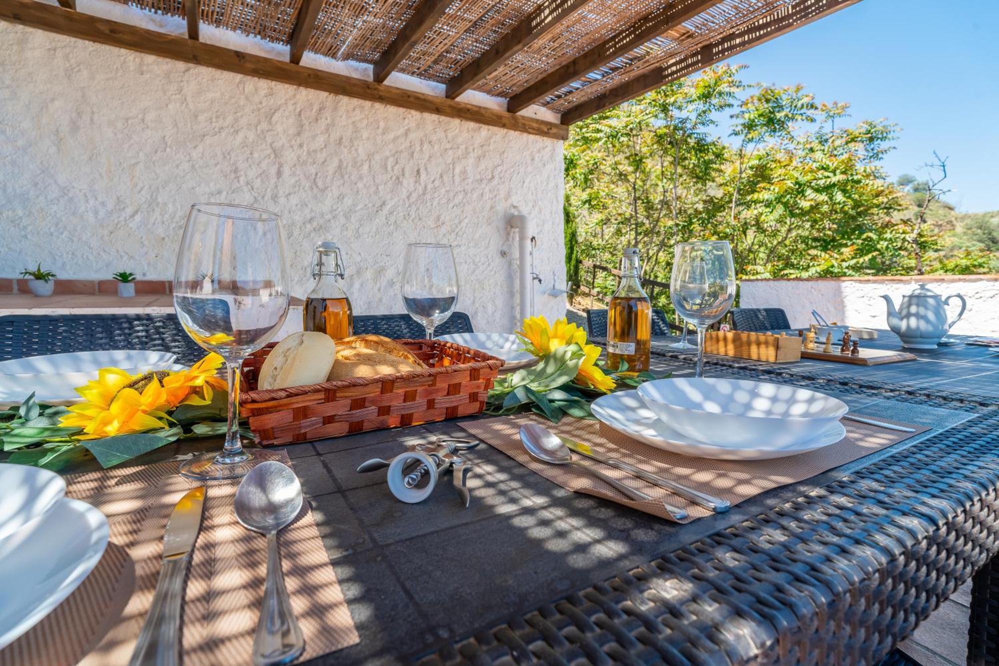 Complejo Rural El Mirador Guest House Малага Екстериор снимка