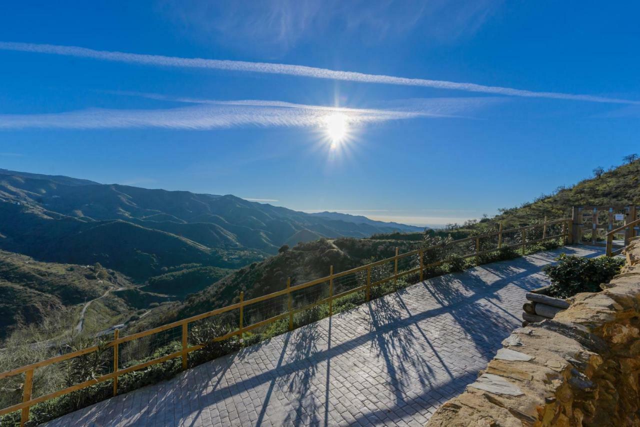 Complejo Rural El Mirador Guest House Малага Екстериор снимка
