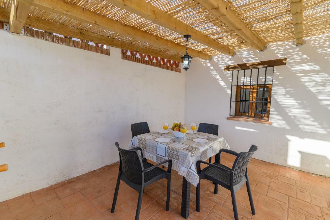 Complejo Rural El Mirador Guest House Малага Екстериор снимка