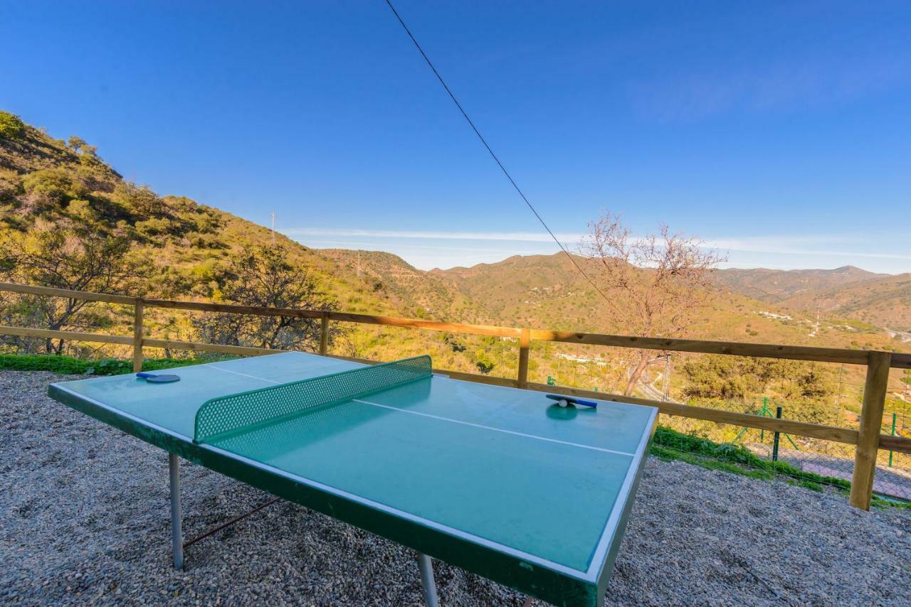 Complejo Rural El Mirador Guest House Малага Екстериор снимка