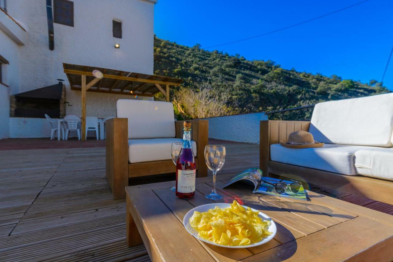 Complejo Rural El Mirador Guest House Малага Екстериор снимка
