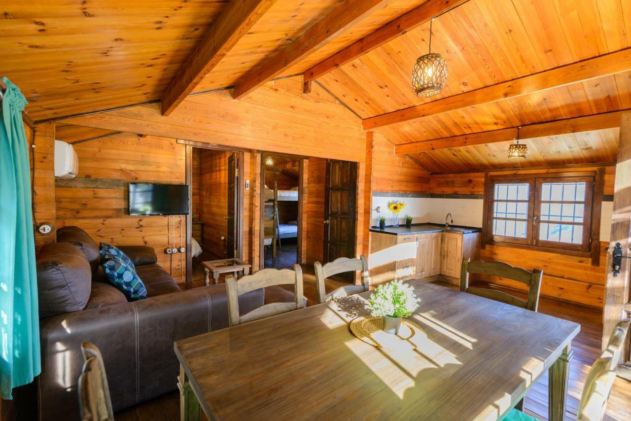 Complejo Rural El Mirador Guest House Малага Екстериор снимка
