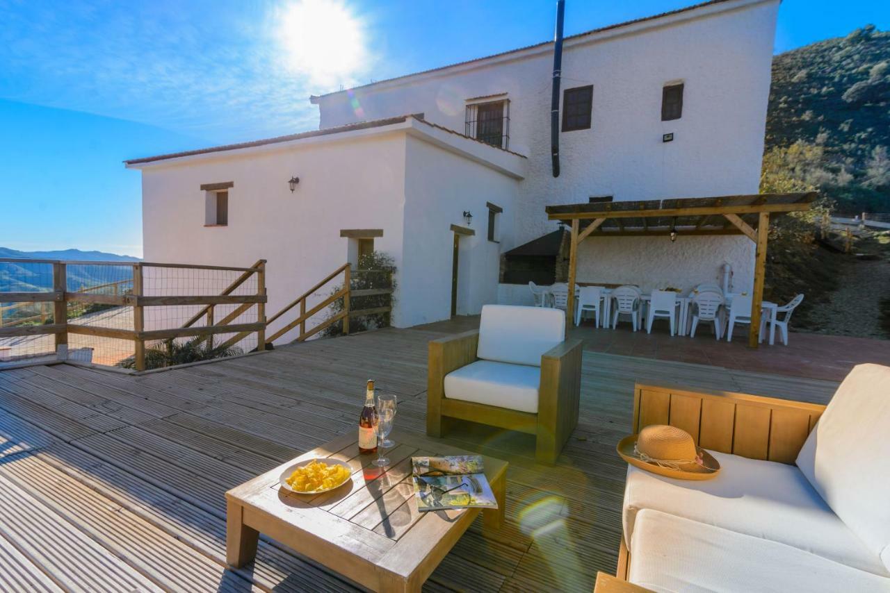 Complejo Rural El Mirador Guest House Малага Екстериор снимка